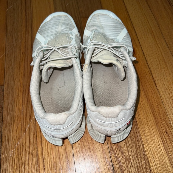 On Cloud Women's Cloud 5 Shoes in Pearl/White Size 7.5M - Picture 3 of 8